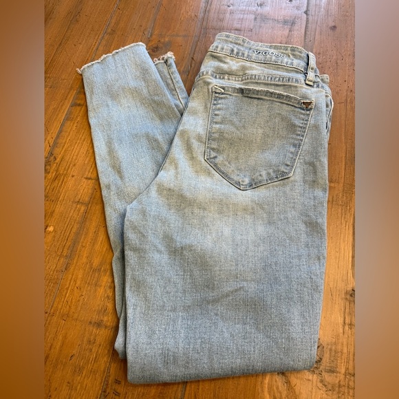 Vigoss Marley Skinny Mid Rise woman’s jeans size 29. Excellent condition. - Picture 2 of 8